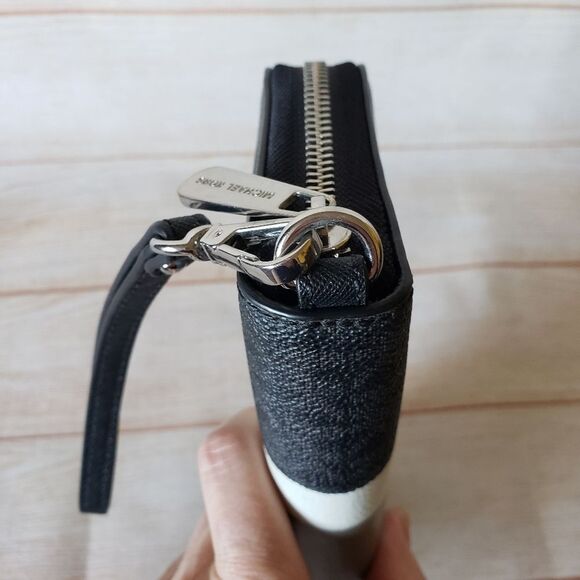 Michael Kors Color Block Signature Logo Zip Around Long Wallet Wristlet Black - Picture 8 of 16